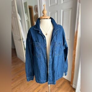 American Eagle Outfitters Dark Wash Lightweight Denim Shacket sz L Oversized Fit